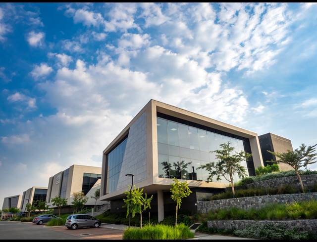 389M² OFFICE TO LET IN WATERFALL